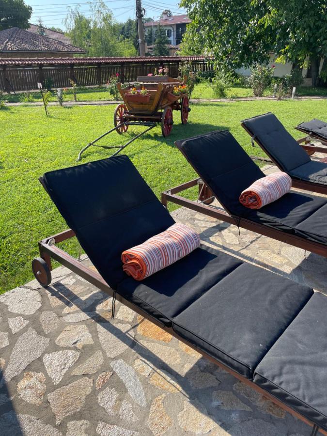 Angliiska Vila Arbanassi Exterior foto