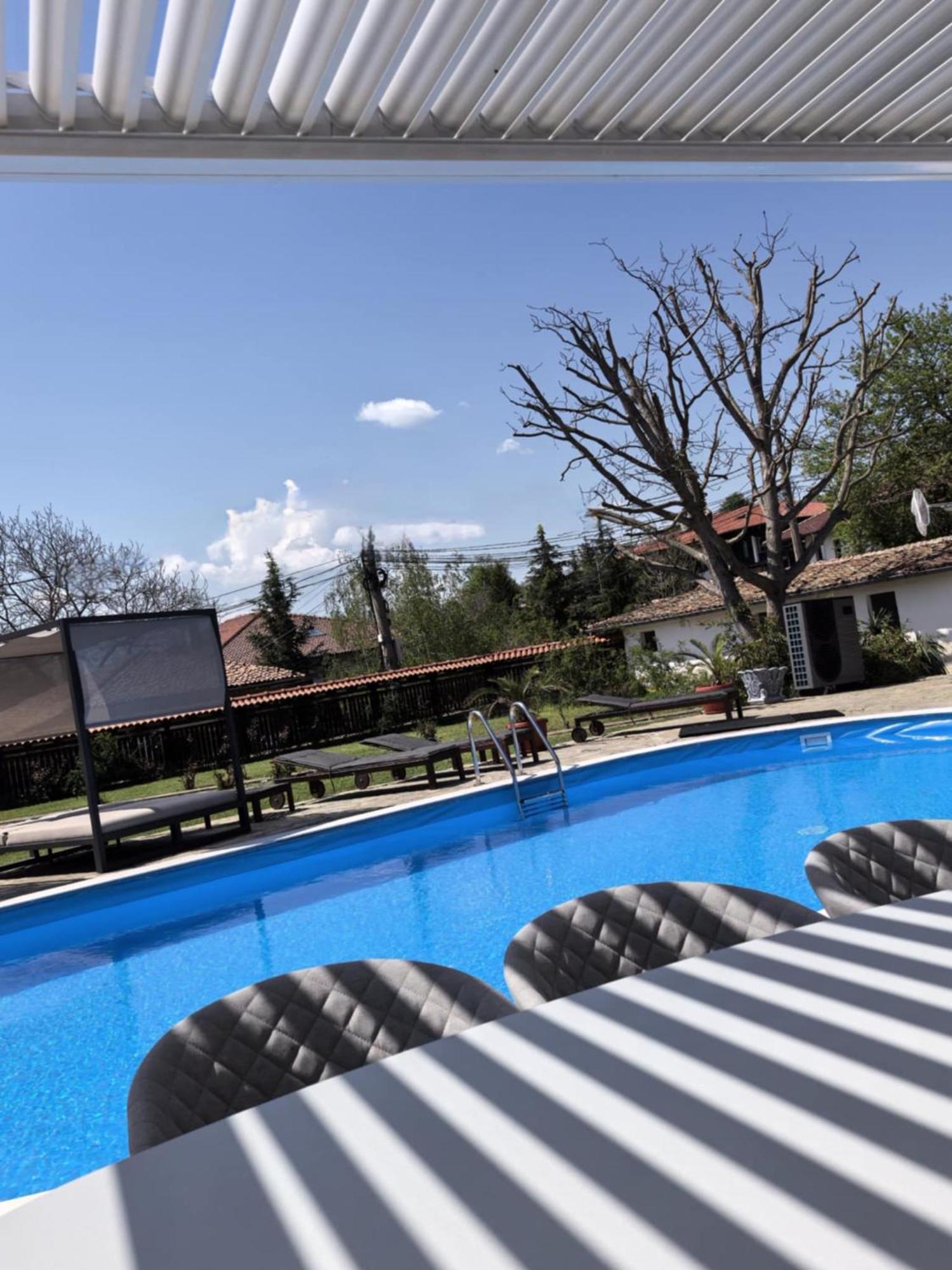 Angliiska Vila Arbanassi Exterior foto